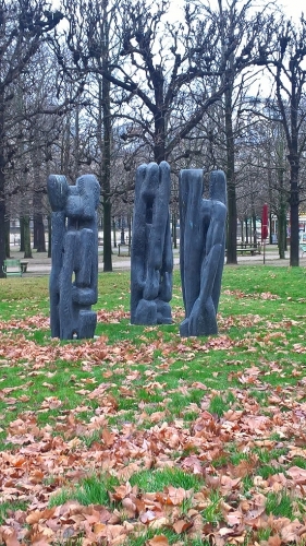 statues angoissantes de paris,dubuffet,nazis,occupation de paris,covid 19