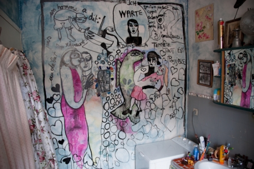 Caroline Dahyot, fresque sur salle de bain.jpg