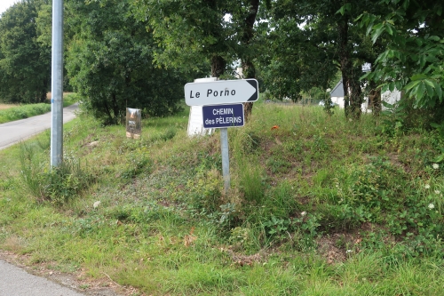 Le Porno, chemin des pélerins, ph Darnish.JPG