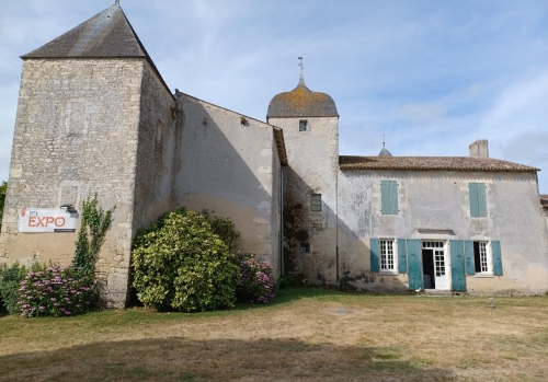 Le château de Bonnemie avec l'expo (2).jpg