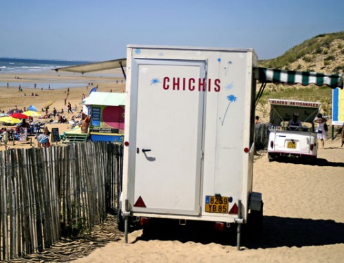 Echoppe de chichis, plage de Sauveterre, Olonne-sur-mer, ph B.Montpied, 2008.jpg